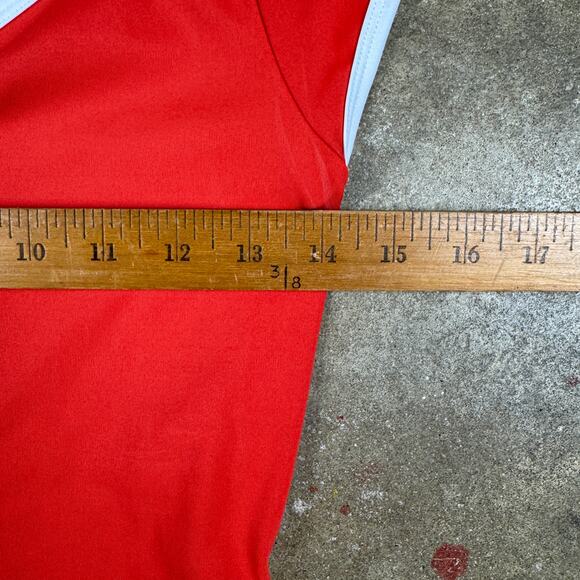 Old Navy Active Powersoft Crop Top Women’s Small Red White Trim V-Neck Go-Dry - Picture 6 of 8